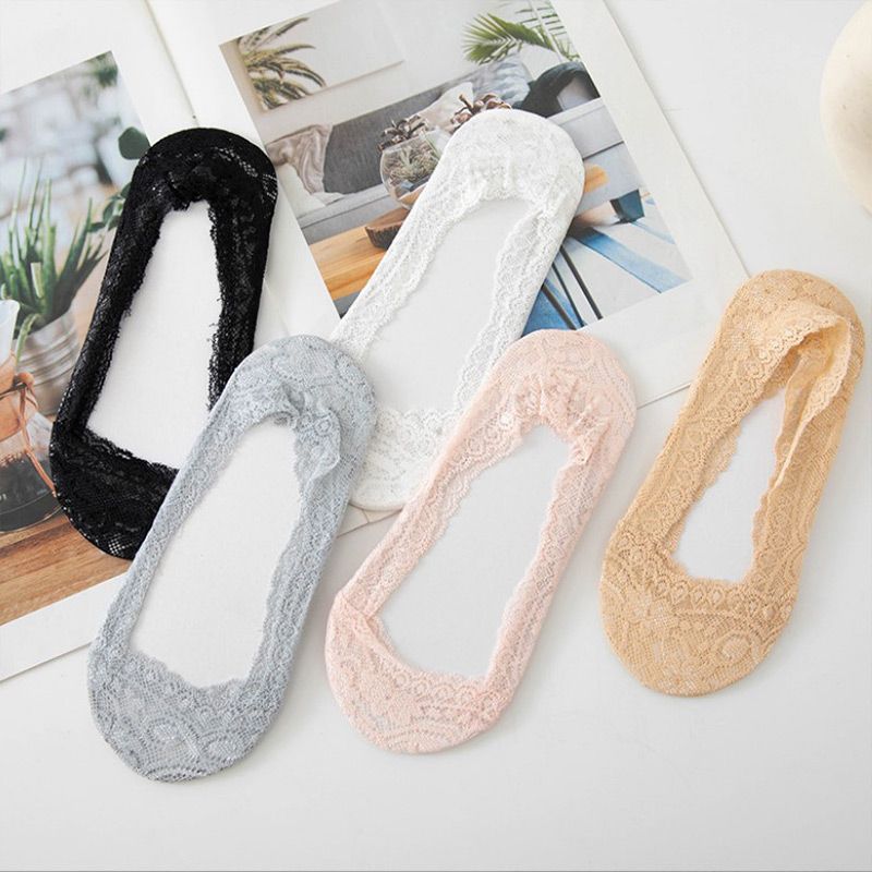 🥰Women’s Delicate Non-slip Lace Socks