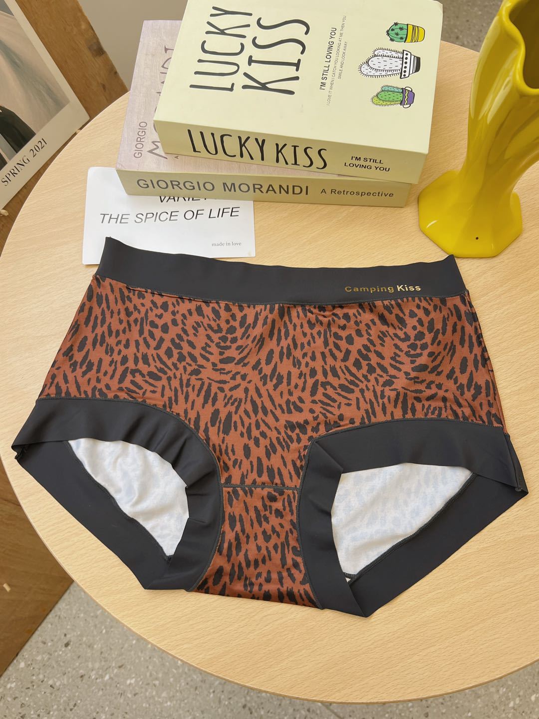 Sexy Leopard Print Seamless Ice Silk Panties