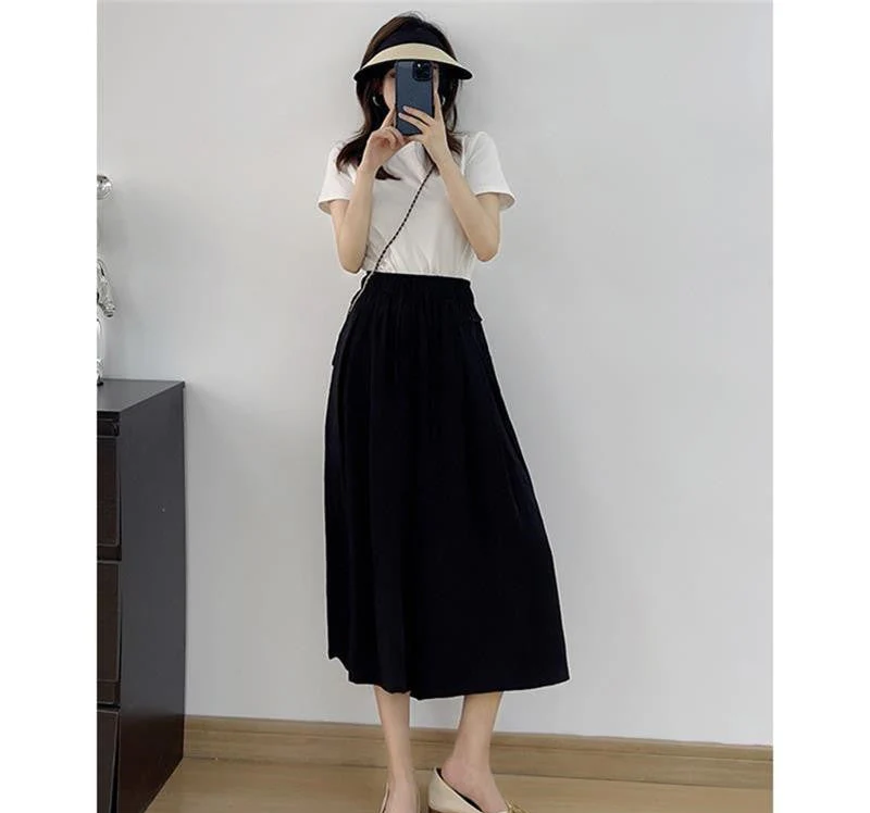 Fashionable Thin Ice Silk Wide-leg Pants Skirt