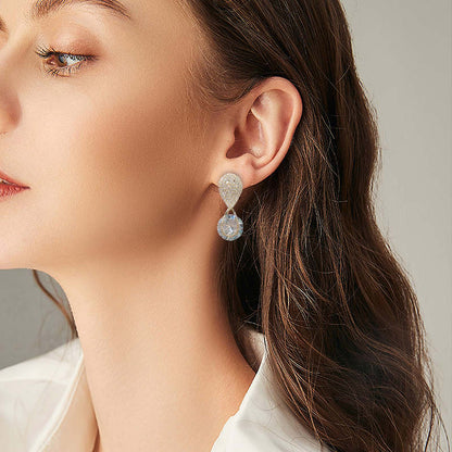 Super Flash Diamond-mounted Drop Earrings