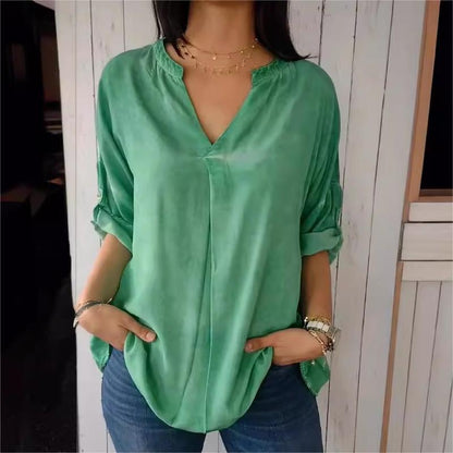 💝Casual Breathable Solid Color V-Neck Top