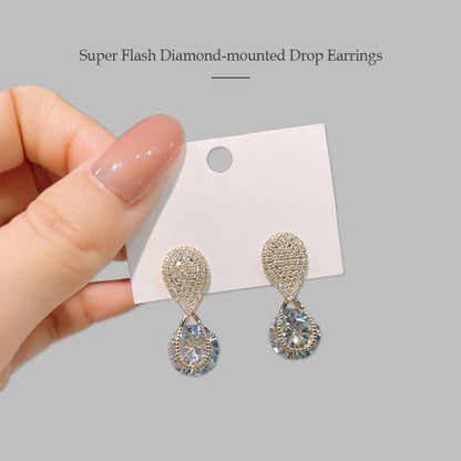 Super Flash Diamond-mounted Drop Earrings