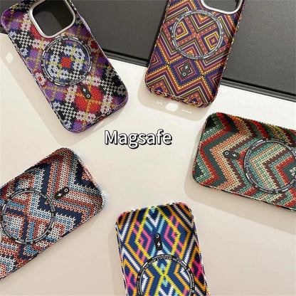 Bohemian Style Night Glow Patterned Magnetic Phone Case for Iphone