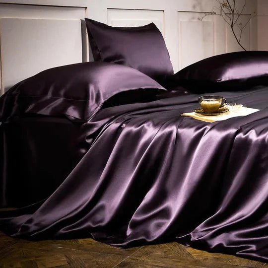 25 Momme Luxury Pure Mulberry Silk Bedding Set of 4（1x Quilt Cover + 1x Bedsheet + 2x Pillowcases）