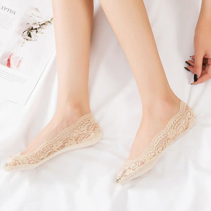 🥰Women’s Delicate Non-slip Lace Socks