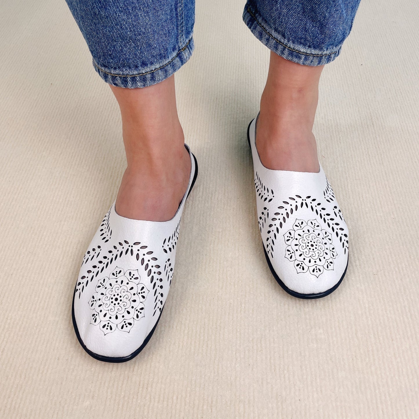 Casual All-Match Hollow Slippers