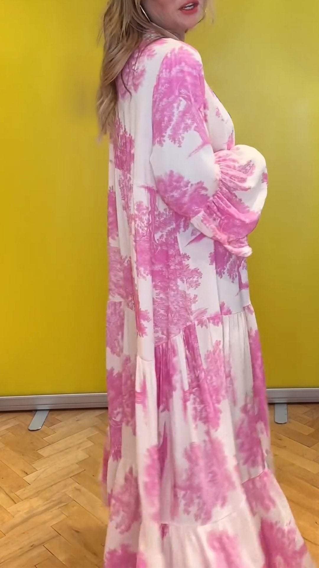 💃Women Summer V-neck Forest Pattern Maxi Dress👗