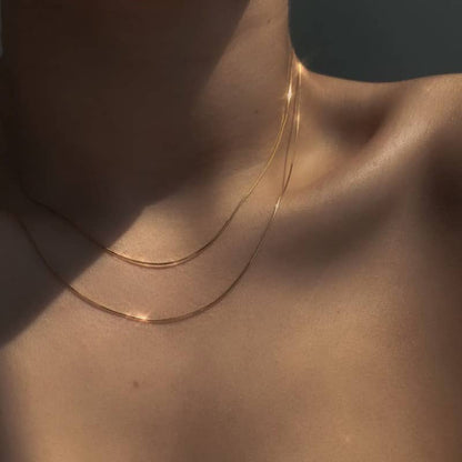 Simple Snake Bone Short Necklace