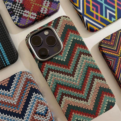 Bohemian Style Night Glow Patterned Magnetic Phone Case for Iphone