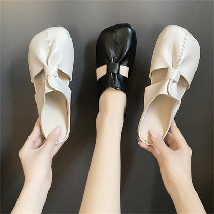 Cut-Out Design Flat Mules