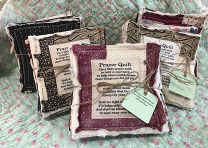 💜✝️Best Encouraged And Blessed Gift-Prayer Quilt With Cross Inside