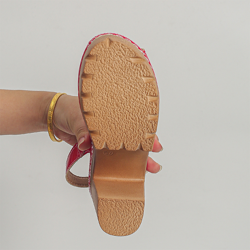 Chunky Heel Sandals – 9.5cm Block Heel, Secure Buckle & Rugged Grip 💃