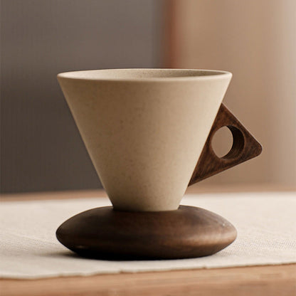 ☕Sip in Style Instantly! No-Slip Rustic Wood-Handle Mug